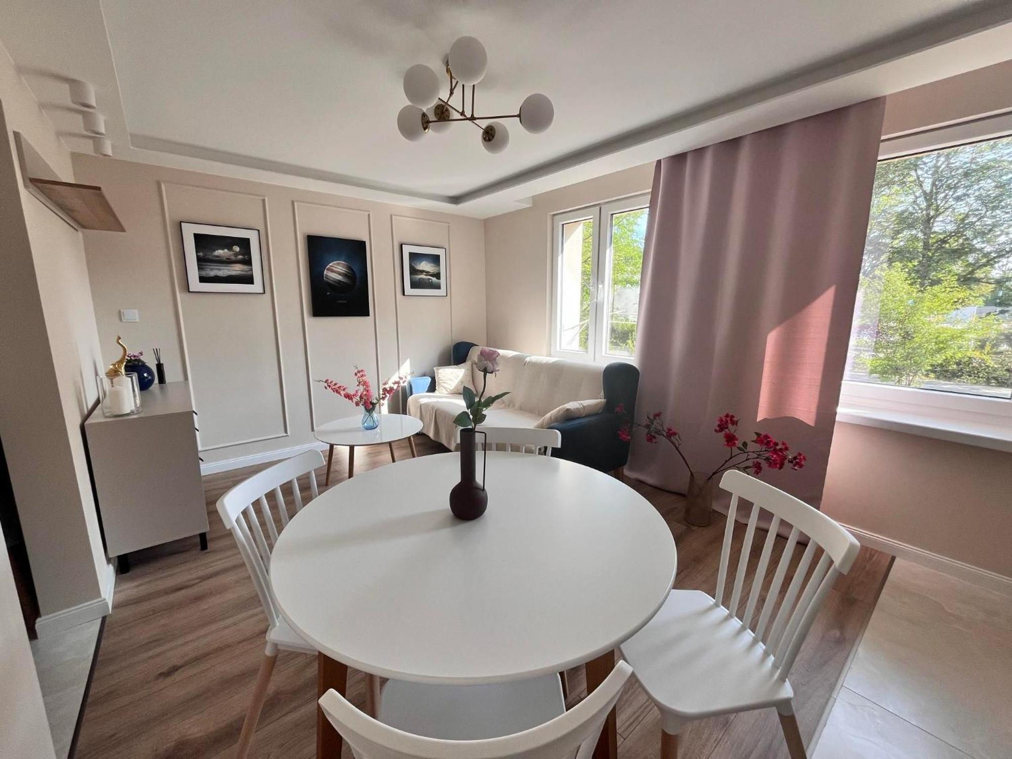 Prestige Apartment Bohaterow Warszawy Кельце Екстер'єр фото
